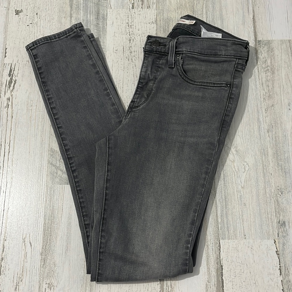 Levi’s Gray 311 Shaping Skinny Jeans Size 28